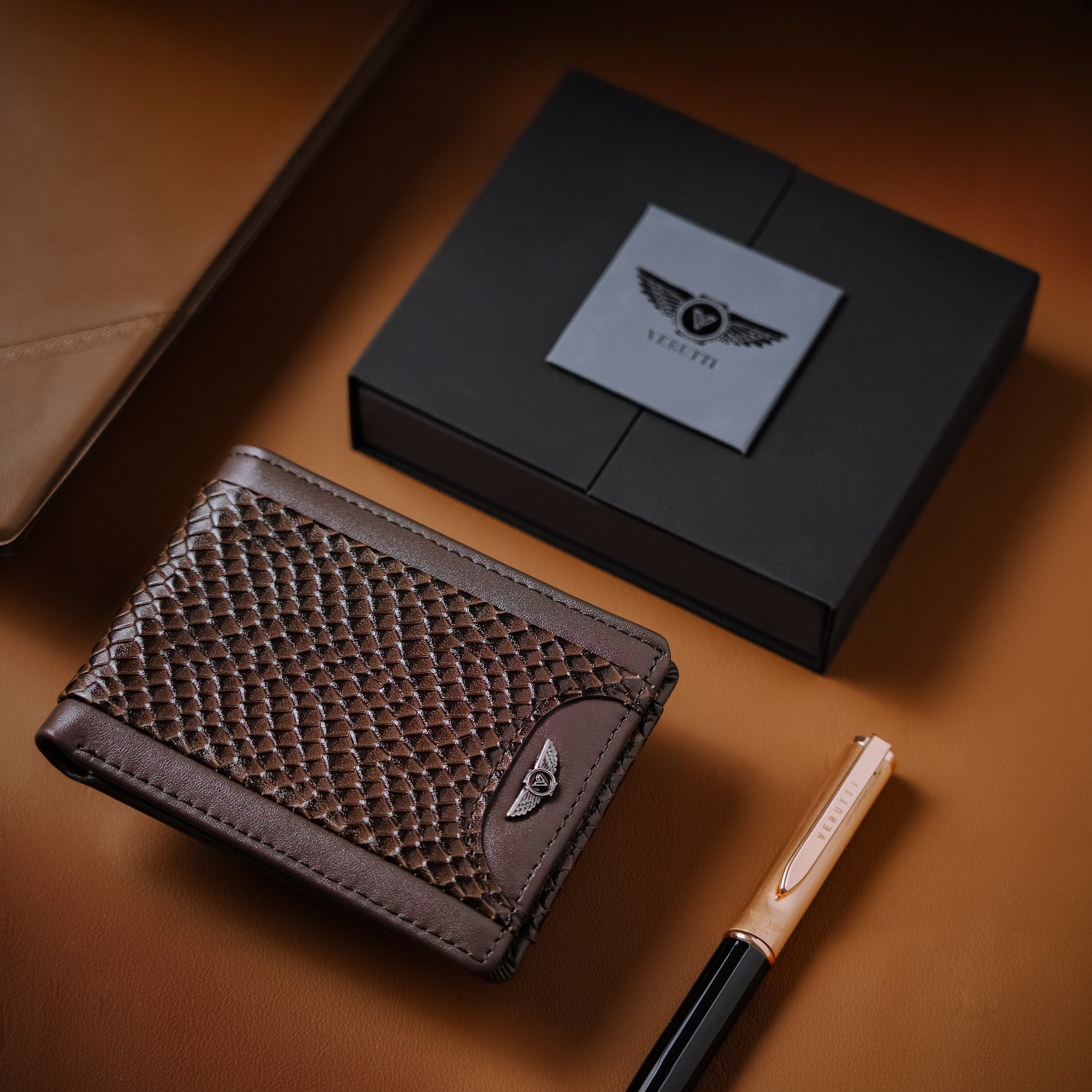 Men's Genuine Leather Wallet   Brown Snake Embossed   Verutti VRW-5004-2