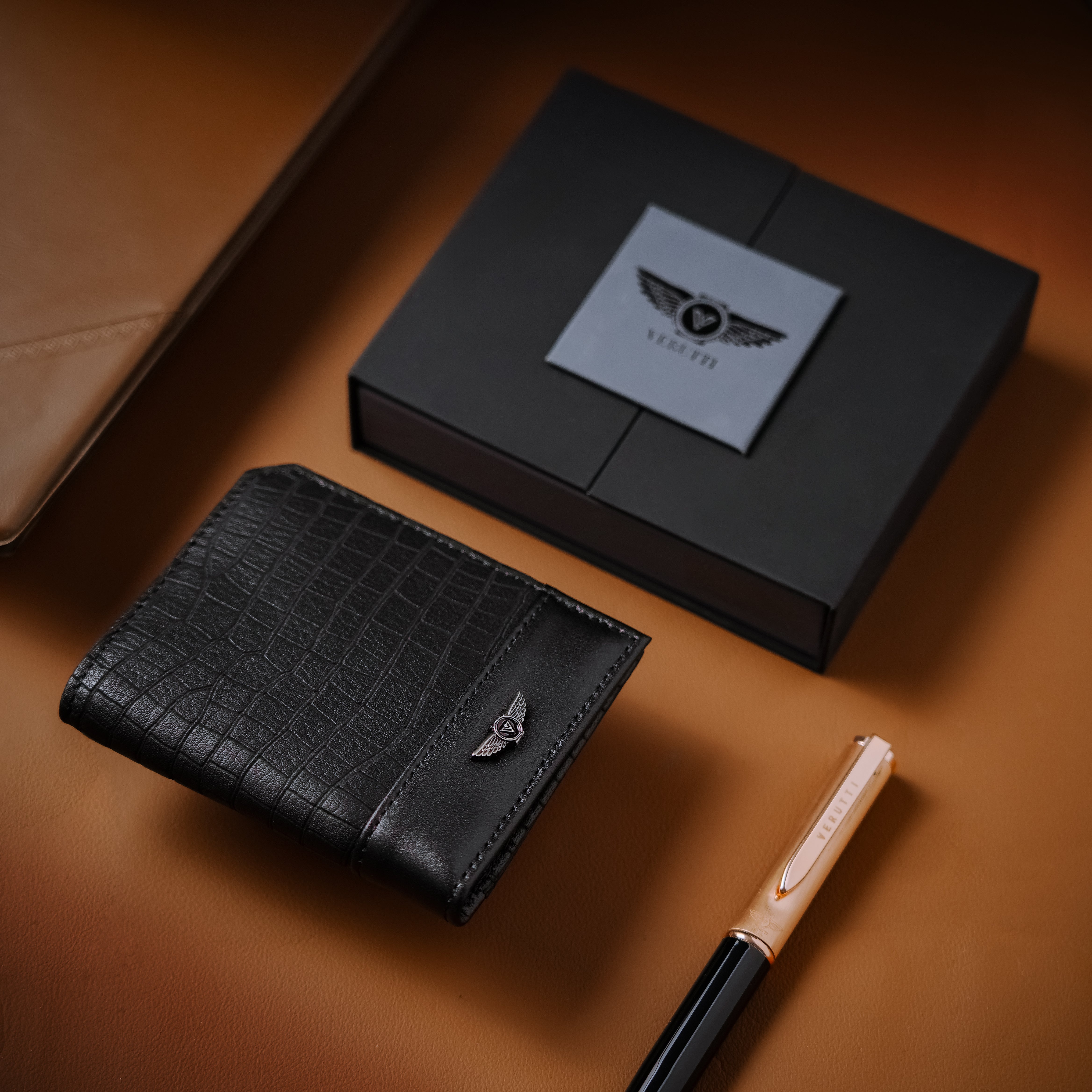 Men's Leather Wallet   Black Cowhide   Verutti VRW-5009-1